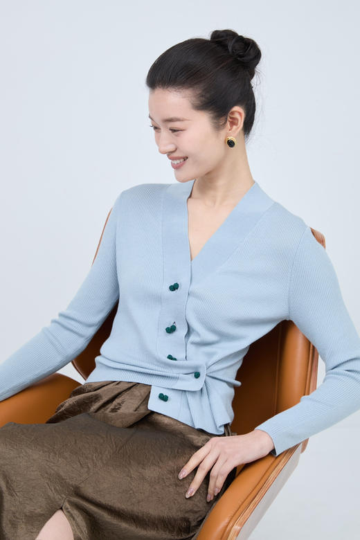 【必入单品】噢蜜ooomeooo新中式两穿羊毛开衫 商品图4