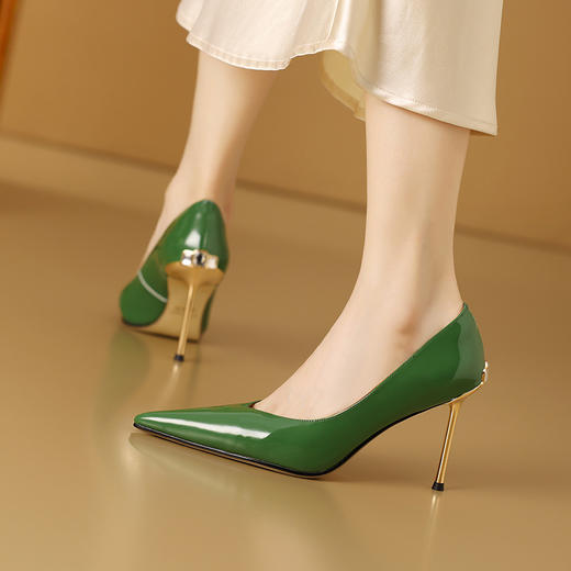 【预售5天】性感绿色尖头高跟鞋，漆皮细跟时尚单鞋浅口宴会女鞋CX20769 商品图1