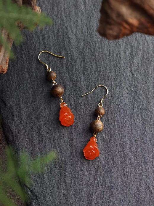 南红玉兰花奇楠耳环 商品图2