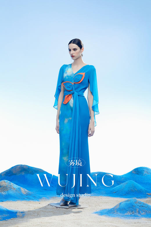 3204084 穹灵疏影 韩国进口水晶乔其纱进口纹理蜂窝缎连衣裙 雾境 商品图5