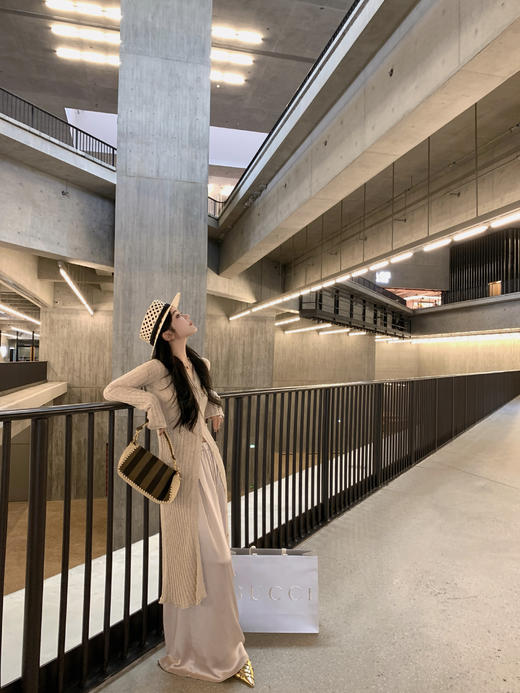 Read Nameless /慵懒长开衫+香槟凉凉裤 商品图5