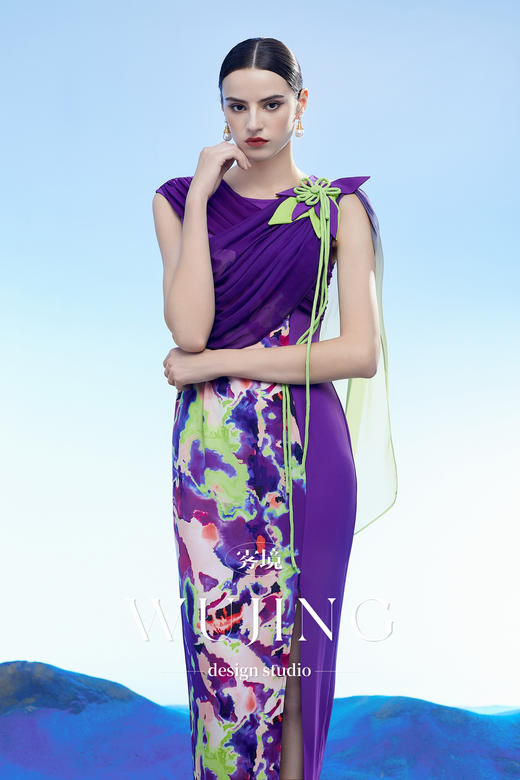 3204109 玉碧紫鸾 韩国进口水晶乔其纱进口纹理蜂窝缎连衣裙 雾境 商品图2