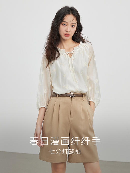 【年终特卖】熙世界七分灯笼袖天丝衬衫2025秋夏新款刺绣木耳边别致绝美小衫 商品图2