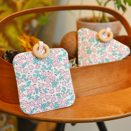 北欧碎花香包轻奢田园衣柜持久香气除味香囊香袋 商品图1