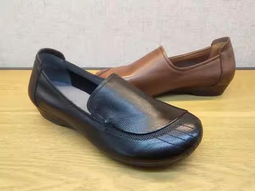 2022春季新款豪行真皮休闲女鞋22192561中口低跟妈妈套脚单鞋正品 商品图2