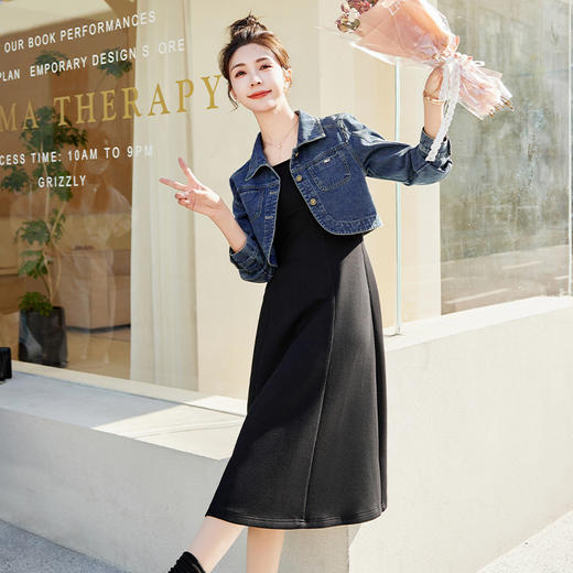 HR WH68719时尚潮流吊带连衣裙牛仔外套两件套 商品图3