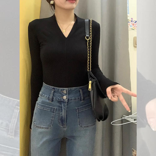 百搭黑色V领上衣 商品图0