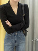 百搭黑色V领上衣 商品缩略图2