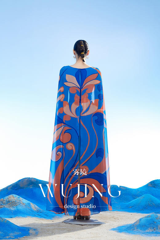 3204074 灵泽岚霏 韩国进口水晶乔其纱进口纹理蜂窝缎连衣裙 雾境 商品图5