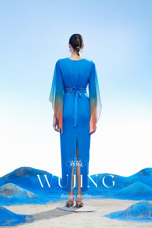 3204072 灵泽岚霏 韩国进口水晶乔其纱进口纹理蜂窝缎连衣裙 雾境 商品图5