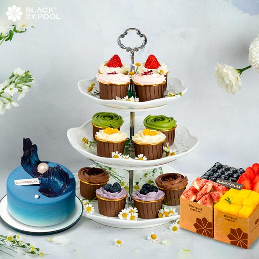 【花开有期·特惠套餐】6.0吋慕斯+6粒装cupcake+4粒装纸杯蛋糕 商品图0
