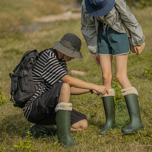 【索尔薇米】情侣时尚雨靴 防滑雨靴 雨季必备 商品图2