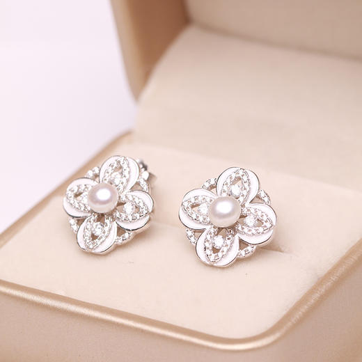 美裕 925银淡水珍珠耳钉4-5mm白 107857 商品图1