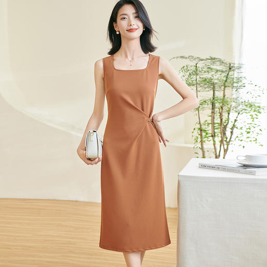 米思阳2026春季新款简约气质搭配连衣裙收腰褶皱弹力修身小黑裙背心裙0209 商品图5