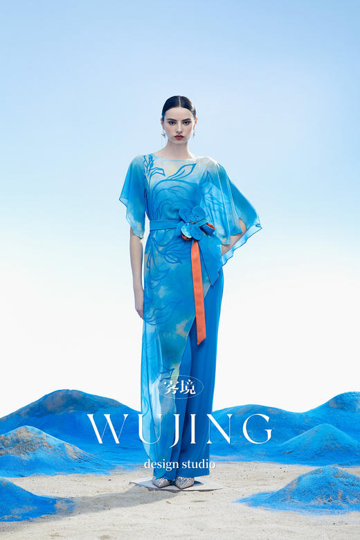 3204081 穹灵疏影 进口纹理蜂窝缎裤子 雾境 商品图3