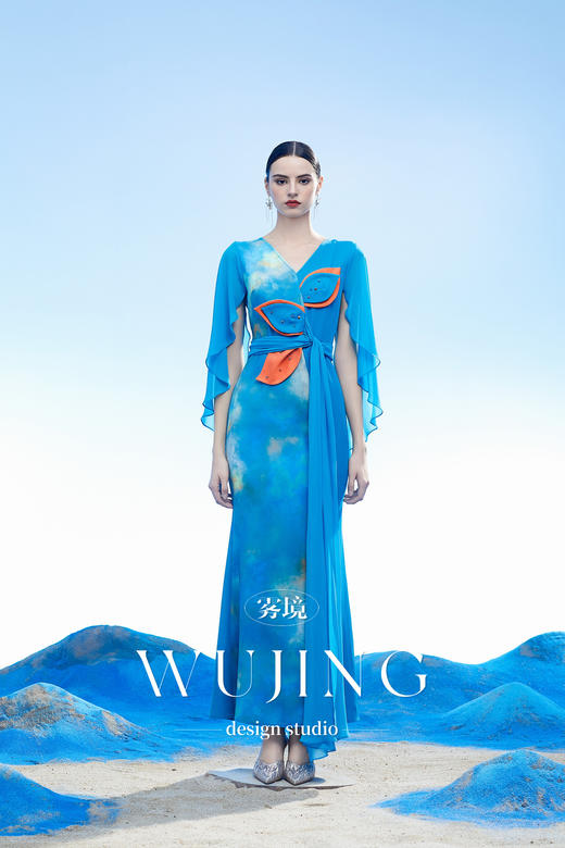 3204084 穹灵疏影 韩国进口水晶乔其纱进口纹理蜂窝缎连衣裙 雾境 商品图3