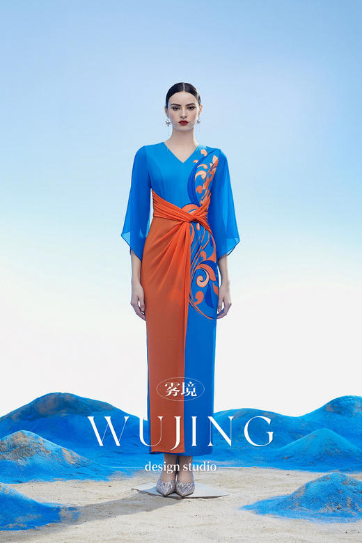 3204077 灵泽岚霏 韩国进口水晶乔其纱进口纹理蜂窝缎连衣裙 雾境 商品图3