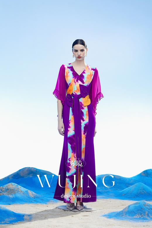 3204103 黄沙黛紫 韩国进口水晶乔其纱进口纹理蜂窝缎连衣裙 雾境 商品图2