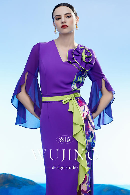 3204111 玉碧紫鸾 韩国进口水晶乔其纱进口纹理蜂窝缎连衣裙 雾境 商品图1