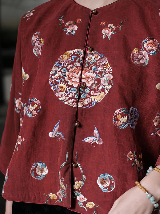 盛唐牡丹 | 高货限量款 红云纱手工刺绣对襟短褂 [特价品] 商品图1