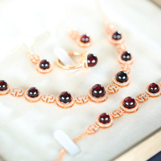 S925银镶血珀锆石点缀温润雅致轻奢百搭四件套HBL 商品图0