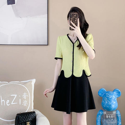 奢姿2025年夏季新款大码女装V领气质两件套胖妹妹甜美时尚套装9932966868 商品图2