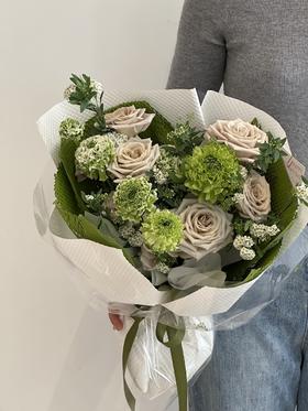 徐徐春光 · 花束