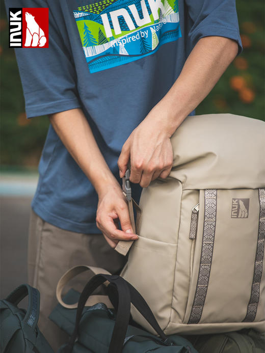 INUK小众双肩包大容量户外休闲旅行通勤防水防盗轻便背包 商品图4