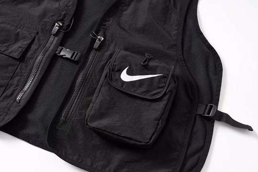 Nike耐克王一博F.C同款机能战术工装口袋swoosh马甲背心 商品图2