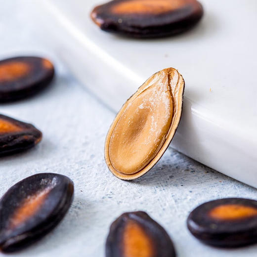 百里挑一话梅味西瓜子188g 商品图1