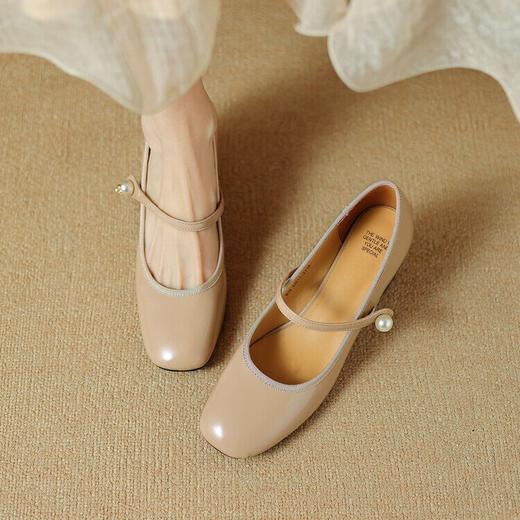 【预售5天】春夏新款单鞋女一字扣带法式复古牛皮拼接粗跟女鞋DYJ&CM7804 商品图3