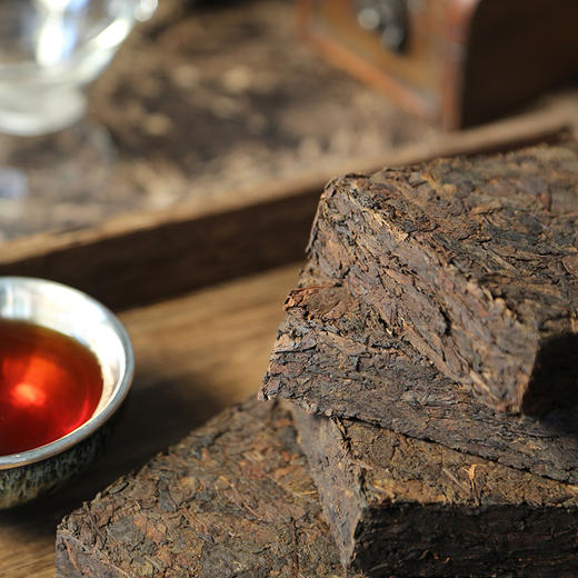 【干仓存放22年 布朗山古树茶砖】普洱熟茶 自然陈香 入口绵滑回甘好 250g/砖 *4，约1kg 商品图2