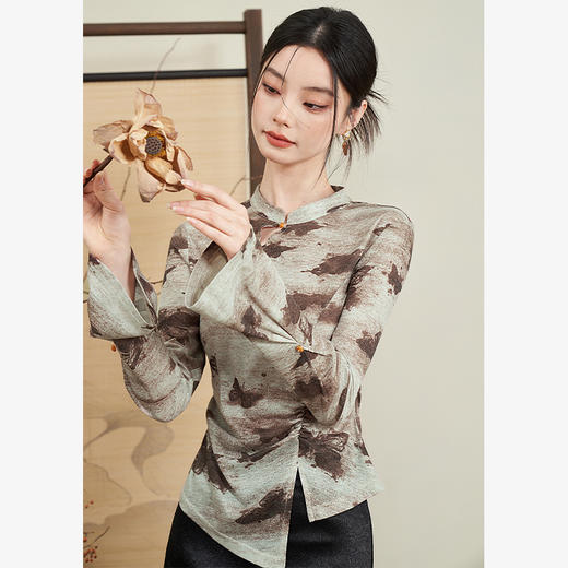 西遇新中式国风小立领长袖T恤女新款修身显瘦内搭打底衫D0040957（D0240015） 商品图2