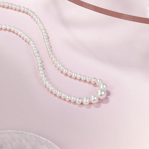 周六福S925银珍珠项链女款颈链粉白珍珠优雅复古温柔送女友礼物 商品图4