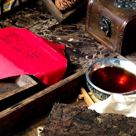 【干仓存放22年 布朗山古树茶砖】普洱熟茶 自然陈香 入口绵滑回甘好 250g/砖 *4，约1kg 商品图5