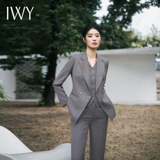 IWY/春秋时尚干练灰色西装马甲三件套气质商务总裁正装通勤工作服C14224+P24224+M14224 商品图3