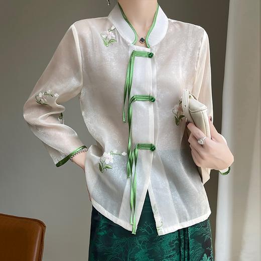 纤束马新中式典雅盘扣刺绣衬衣 商品图6