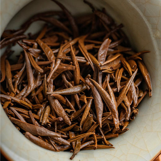 【送礼】茶叶 红茶 金骏眉 灵芽  浓香型 正宗武夷茶 罐装礼盒 五虎 125g 商品图3