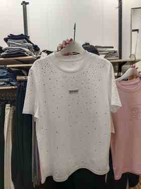 女烫钻标圆领T6020