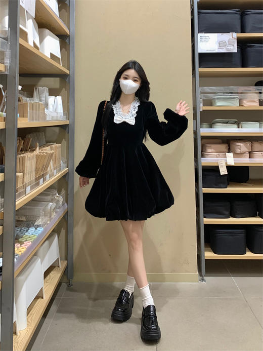 春夏新款【在逃公主复古丝绒小黑裙】大码胖mm显瘦 小个子减龄 蝴蝶结连衣裙 商品图3