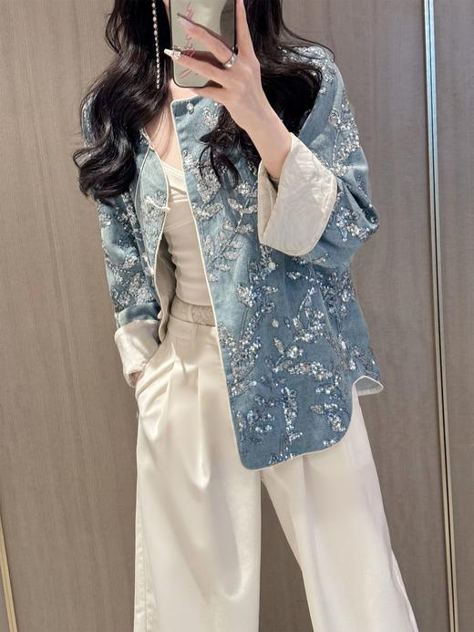 BeQueenStory【暗香浮动】新中式重工珠片绣斜门襟提花水洗牛仔外套 商品图7