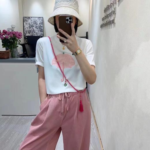 女贴布绣小雨伞圆领T6022 商品图0