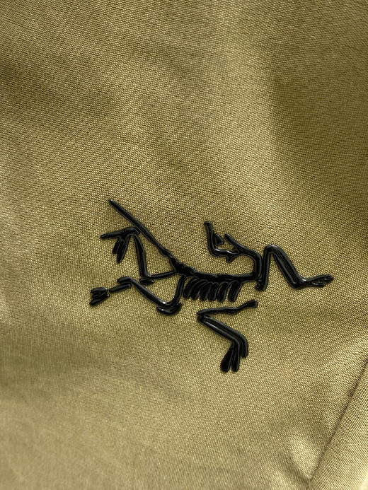 点此购买 始祖鸟LEVON PANT系列轻量男子休闲长裤 LL 281617 商品图8