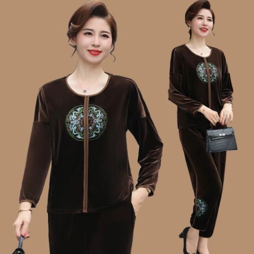 🍑【简牧羊国风金丝绒春秋休闲妈妈装】🌿1、适合春日里的穿搭，采用两件套的形式，💕对于中年妈妈来说更加方便快捷、百搭、舒适！ 商品图0