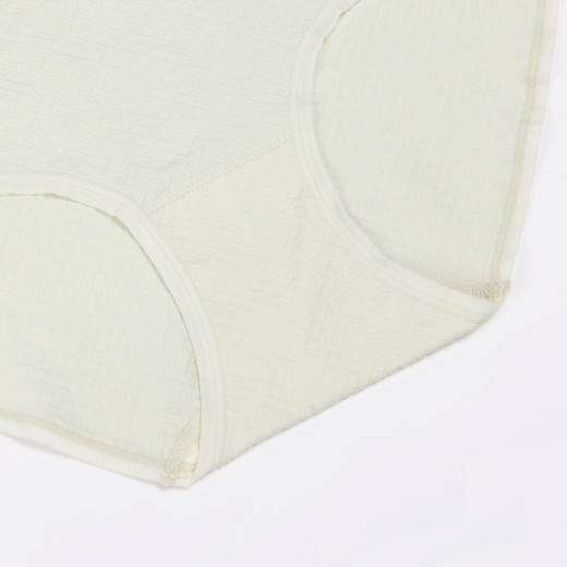 都市丽人基础系列无缝面料一体美臀平角女士内裤新年本命年红品中腰平角裤LK35J6 商品图4