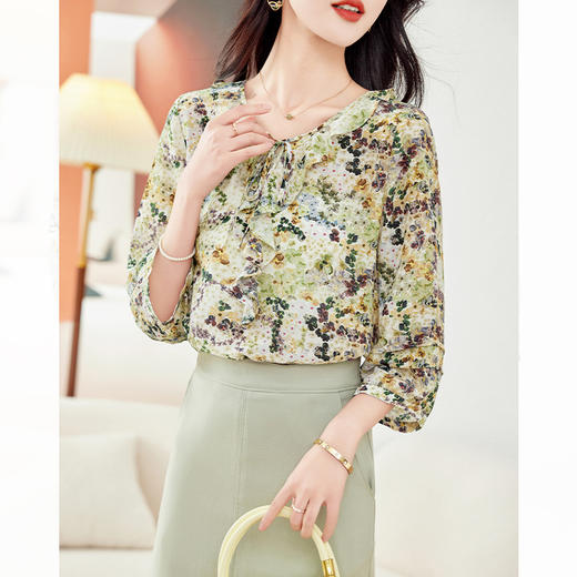 TC19128 真丝衫女2024春秋新款时尚洋气宽松显瘦长袖打底衫桑蚕丝碎花上衣 商品图1