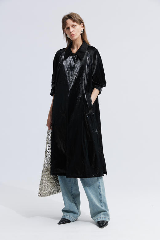 翻领亮光长款风衣 商品图0