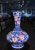 青花釉里红万花朝天瓶 商品缩略图0