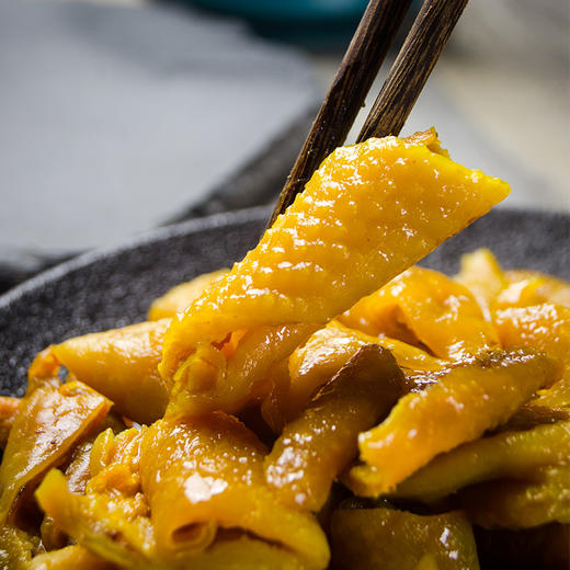 梅州客迁盐焗鸡皮 滑爽Q弹 越吃越爱 商品图0