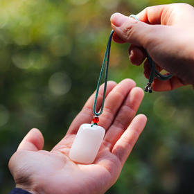 【经典】和田玉白玉无事小平安吊坠 质地细腻 温润饱满